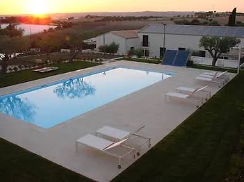 אתר נופש Kinanto Bioresort איספיקה